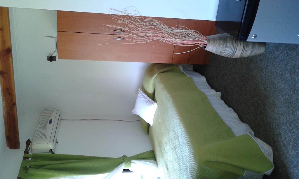 Hostal Sunset Hanga Roa Ruang foto