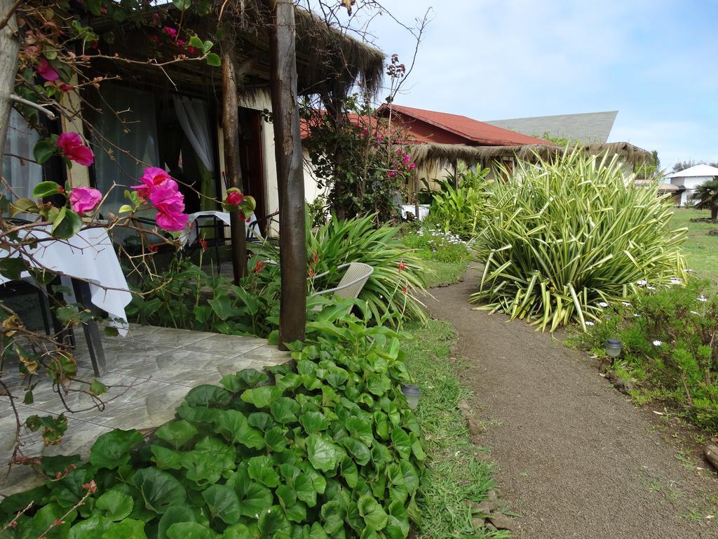 Hostal Sunset Hanga Roa Bagian luar foto